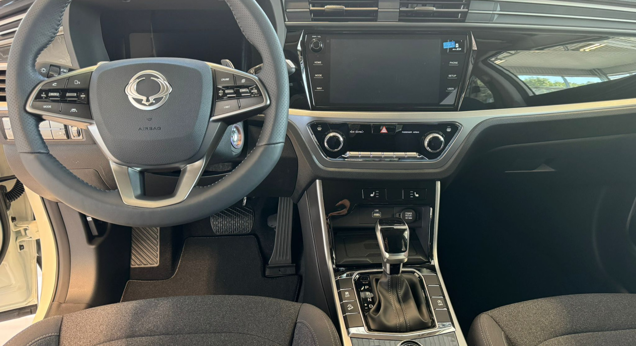 KGM Korando C313 MY24 STYLE+ SUV 1.5 e-XGi - 63265