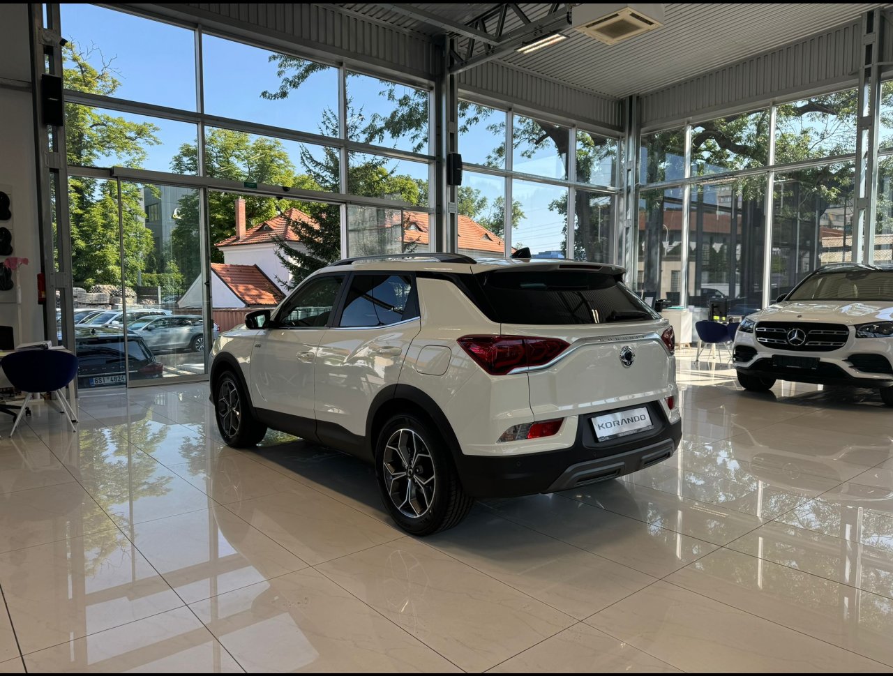 KGM Korando C313 MY24 STYLE+ SUV 1.5 e-XGi - 63777