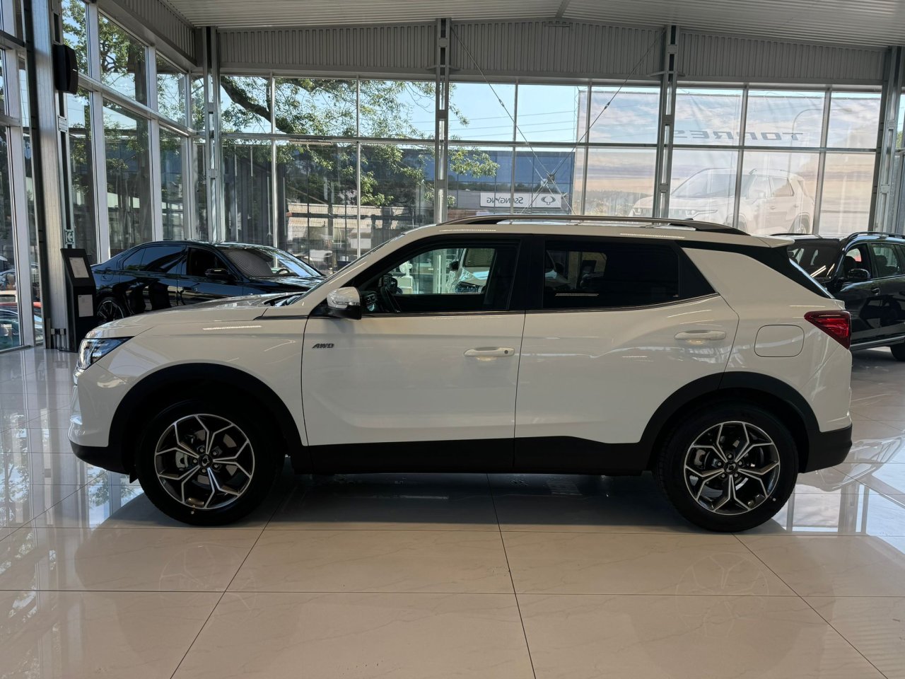 KGM Korando C313 MY26 STYLE+ SUV 1.5 e-XGi - 69098